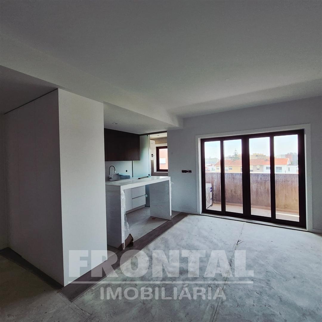 Apartamento T2 - Junto à Circunvalação | São Mamede De Infesta, Matosinhos