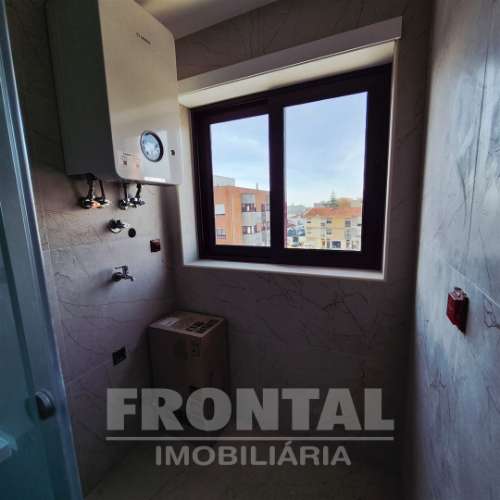 Apartamento T2 - Junto à Circunvalação | São Mamede De Infesta, Matosinhos