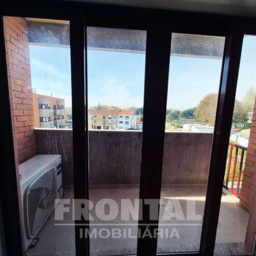 Apartamento T2 - Junto à Circunvalação | São Mamede De Infesta, Matosinhos