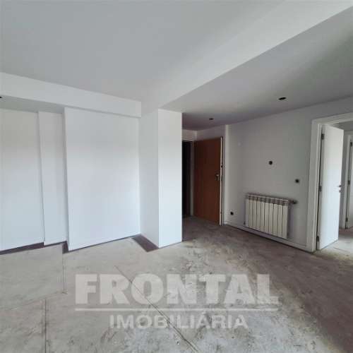 Apartamento T2 - Junto à Circunvalação | São Mamede De Infesta, Matosinhos