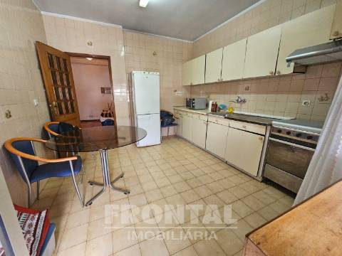 Apartamento T3 - 97 m² | Rio Tinto, Gondomar, Porto