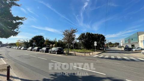 Terreno com 9.900 m² + PIP aprovado) | Gulpilhares, Vila Nova de Gaia, Porto