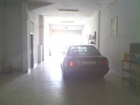 Armazém / Loja Ampla | Centro da Maia, Porto