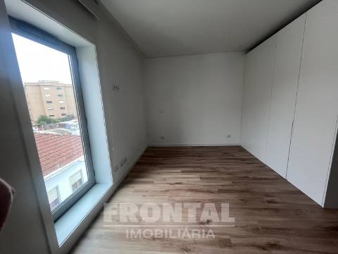 T0 Novo com Garagem | Paranhos, Porto