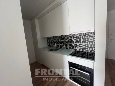 T0 Novo com Garagem | Paranhos, Porto