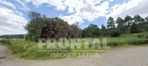 Terreno com potencial de construção | Senhora dos Chãos, Valongo, Porto