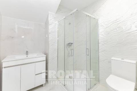 Moradia T4 + T2 com Vistas Deslumbrantes sobre o Rio Douro – Possibilidade de Permuta