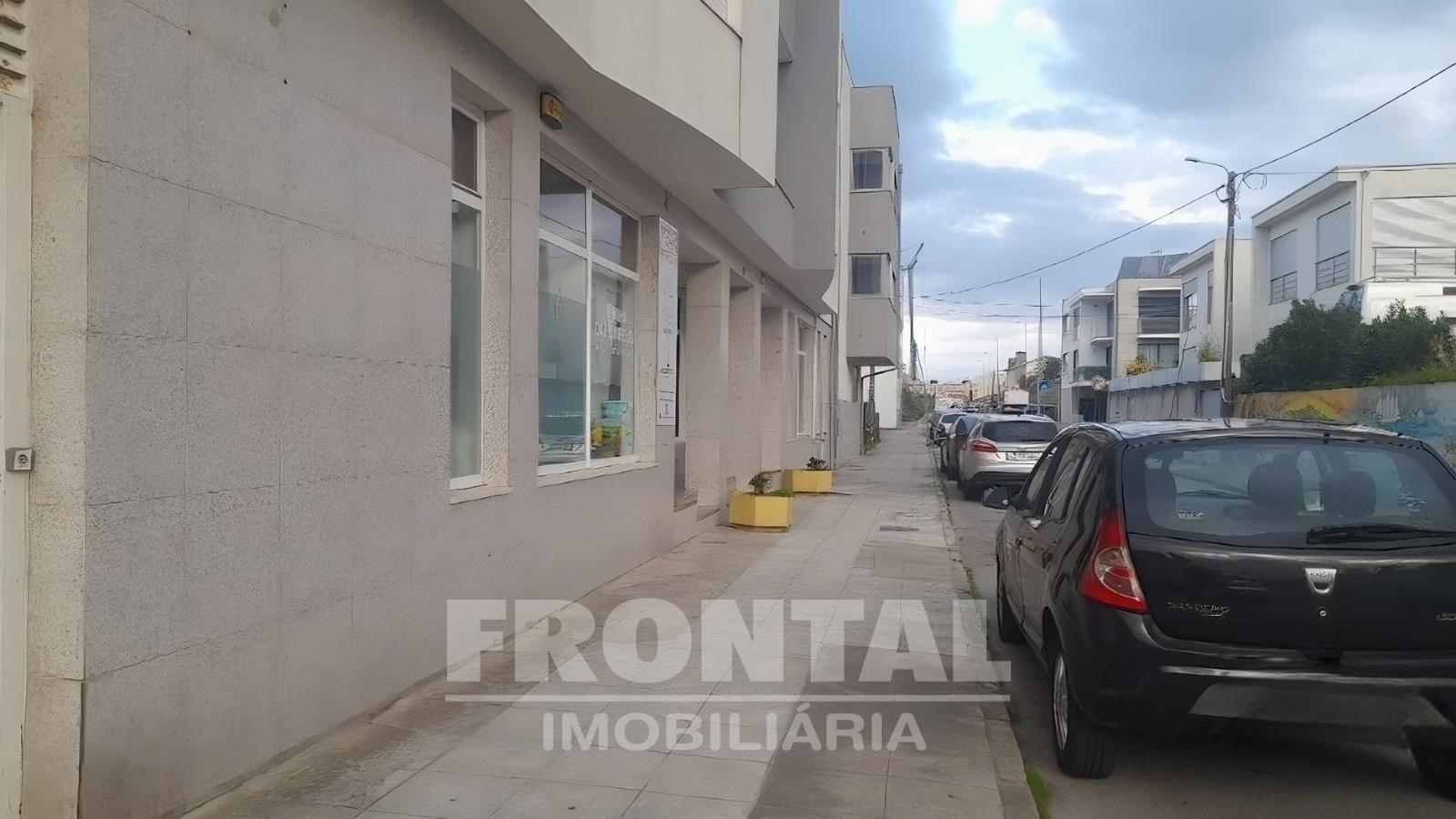 Loja no Rés-do-Chão | Vila Praia De Âncora, Viana Do Castelo