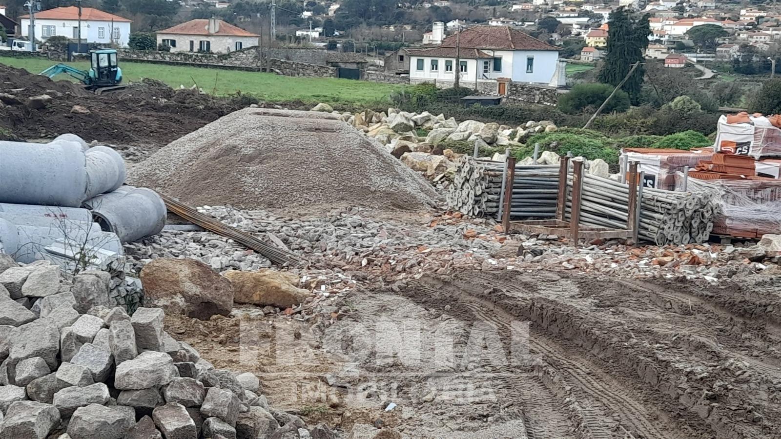 Terreno com Projeto Aprovado para Moradia T4 | Âncora, Caminha, Viana Do Castelo