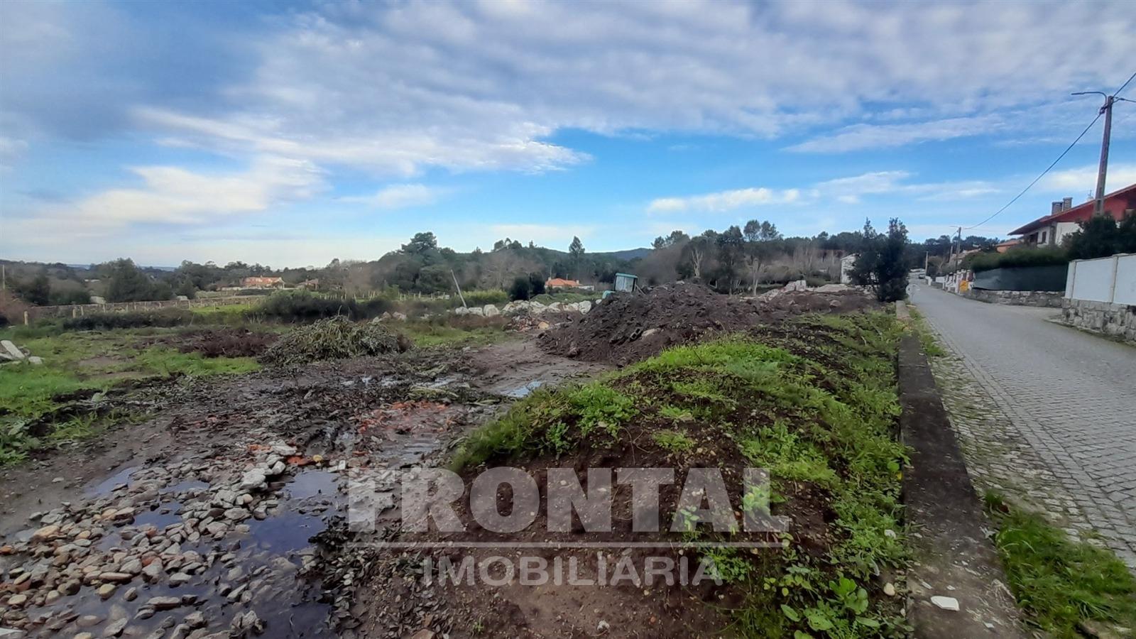 Terreno com Projeto Aprovado para Moradia T4 | Âncora, Caminha, Viana Do Castelo