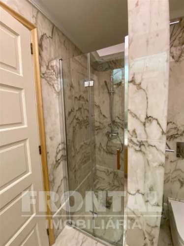 Apartamento T2 transformado em T3 ao Metro da Lapa | Boavista, Centro do Porto, Porto