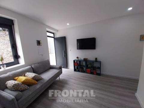 Moradia T1 Renovada, Próximo ao Metro | Cedofeita, Porto
