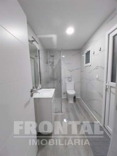 Moradia T1 Renovada, Próximo ao Metro | Cedofeita, Porto