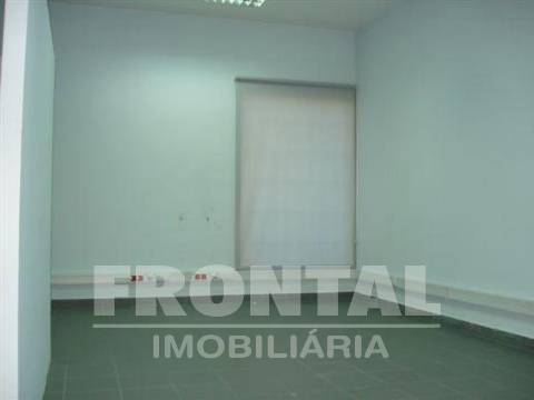 Loja com Projeto Aprovado para Habitação T3 | Nogueira da Maia, Maia, Porto