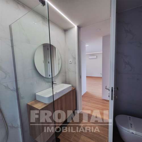 Apartamento T2+1 com Sótão + Garagem | Arca D’Água, Paranhos, Porto