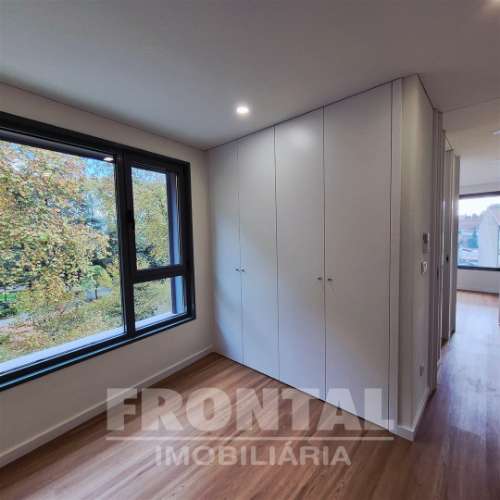 Apartamento T2+1 com Sótão + Garagem | Arca D’Água, Paranhos, Porto