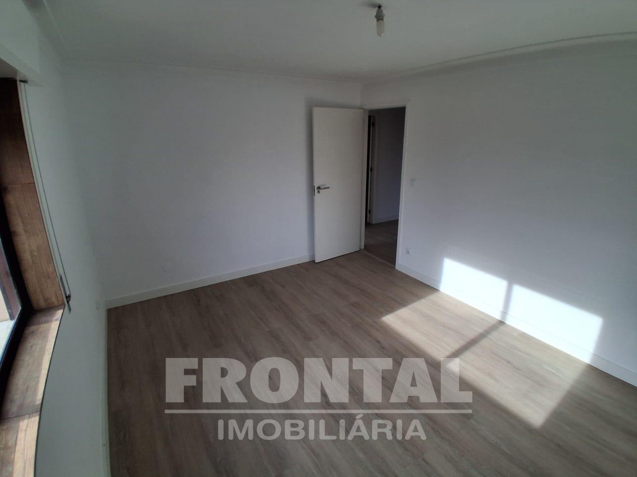 Apartamento T2 em Fase Final de Remodelação | Duas Frentes | Rio Tinto, Gondomar