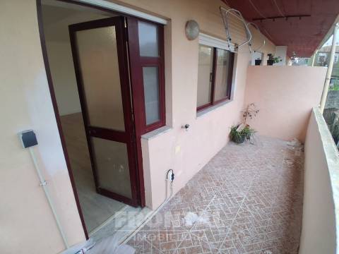 Apartamento T2 em Fase Final de Remodelação | Duas Frentes | Rio Tinto, Gondomar