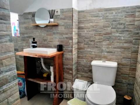 Moradia T4 + Armazém | Avintes, Vila Nova De Gaia