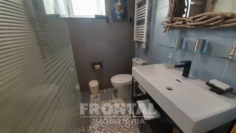 Moradia com 2 Alojamentos Locais Licenciados | Moledo, Caminha