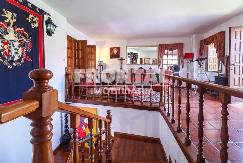 Exclusivo Frontal Moradia de Prestígio com Elevado Potencial Turístico – Frechas, Mirandela