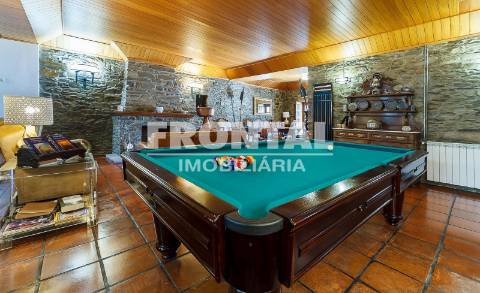 Exclusivo Frontal Moradia de Prestígio com Elevado Potencial Turístico – Frechas, Mirandela