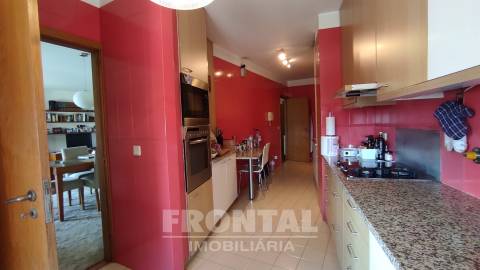 Apartamento T3 com Suite e Vistas Mar | Foz Do Douro, Porto