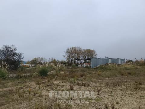 Terreno Industrial Plano – 7.200 m² | Perto do Aeroporto | Zona Industrial de Perafita, Matosinhos