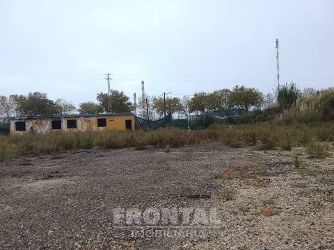 Terreno Industrial Plano – 7.200 m² | Perto do Aeroporto | Zona Industrial de Perafita, Matosinhos