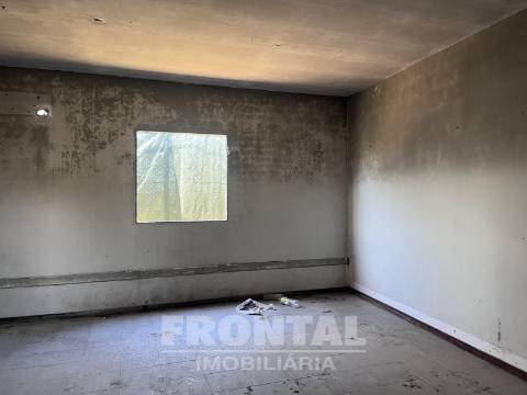 Terreno Industrial Plano – 7.200 m² | Perto do porto de Leixões | Zona Industrial de Perafita, Matos