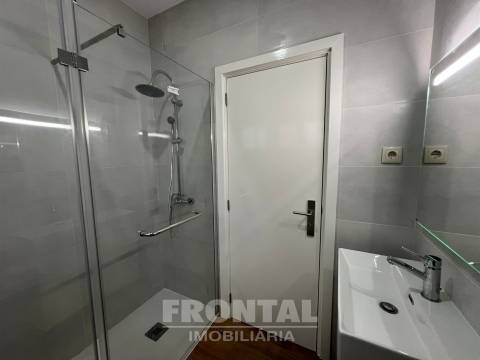 Apartamento T3 com Garagem Box | Águas Santas, Maia