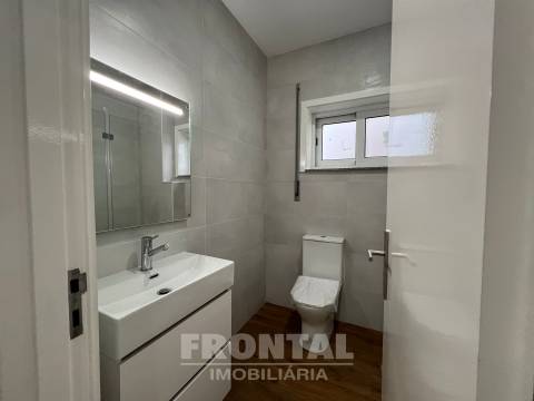 Apartamento T3 com Garagem Box | Águas Santas, Maia