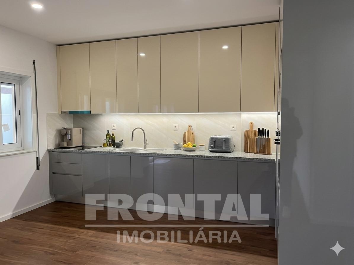Apartamento T3 com Garagem Box | Águas Santas, Maia