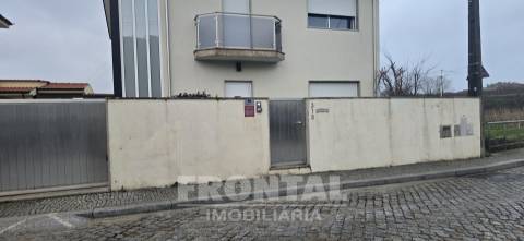 Moradia Isolada T3 em Exclusivo com Terreno de 784 m² | Cidade Da Maia, Maia