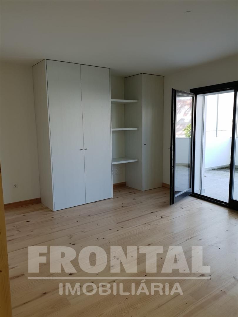 Apartamento T0 Totalmente Remodelado | Paranhos, Porto