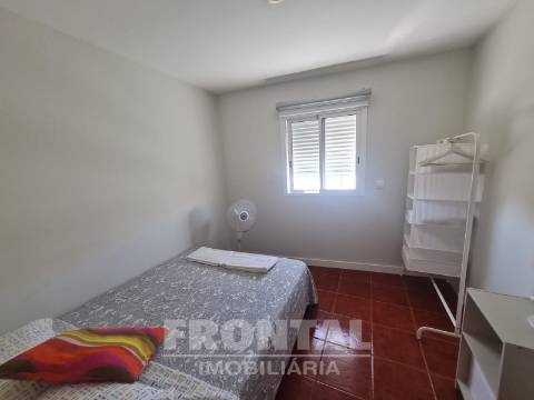 Apartamento T1+1 Remodelado no Centro do Porto – Pronto a Habitar