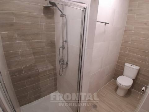 Andar Moradia T3 Renovado com Garagem | São Cosme, Gondomar