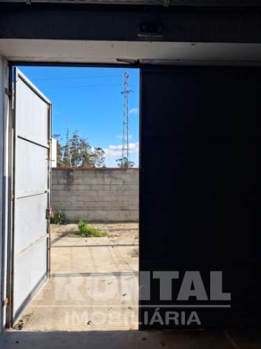 Armazém para Arrendamento - 957 m² | Cais Privado | Touguinhó, Vila Do Conde