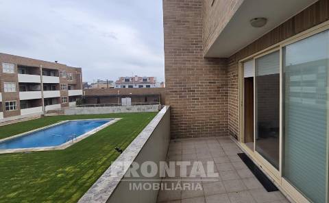 T3 Duplex em Condomínio Fechado com Piscina | Lavra, Matosinhos