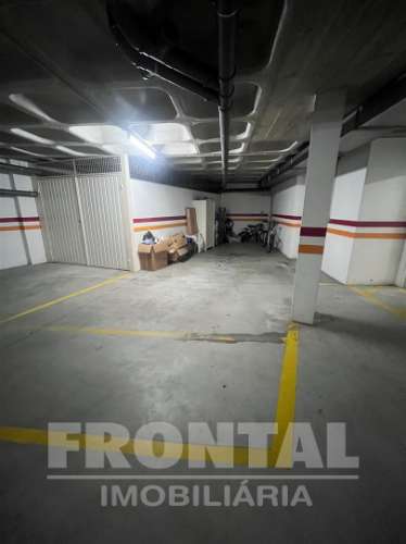 T2 Soalheiro com Garagem Dupla e Varanda | Senhora da Hora