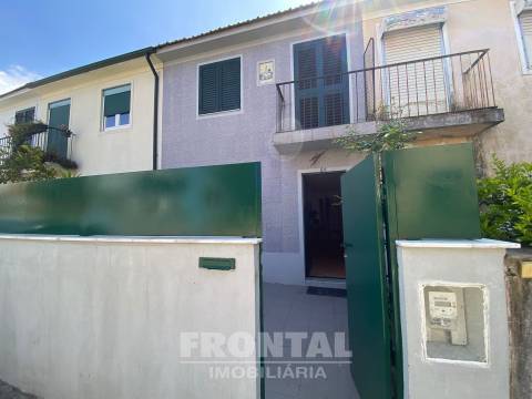 Moradia Geminada T2+1 | Zona em Expansão do Porto, Ramalde