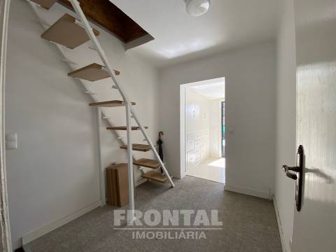 Moradia Geminada T2+1 | Zona em Expansão do Porto, Ramalde