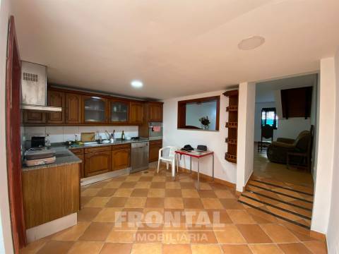 Moradia Geminada T2+1 | Zona em Expansão do Porto, Ramalde