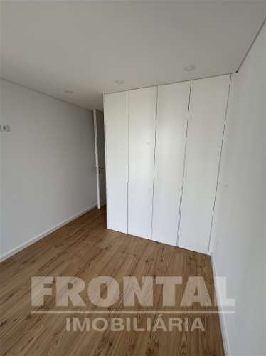 T2 com Lugar de Garagem | Arrendamento – Polo Universitário do Porto