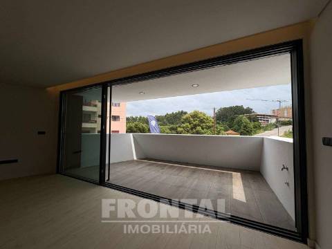 Apartamento T3 Venda em Gondomar (São Cosme), Valbom e Jovim,Gondomar