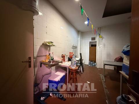 Prédio para Reabilitação em Cedofeita, Porto, Porto
