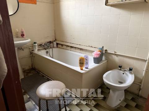 Prédio para Reabilitação em Cedofeita, Porto, Porto