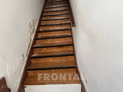Prédio para Reabilitação em Cedofeita, Porto, Porto