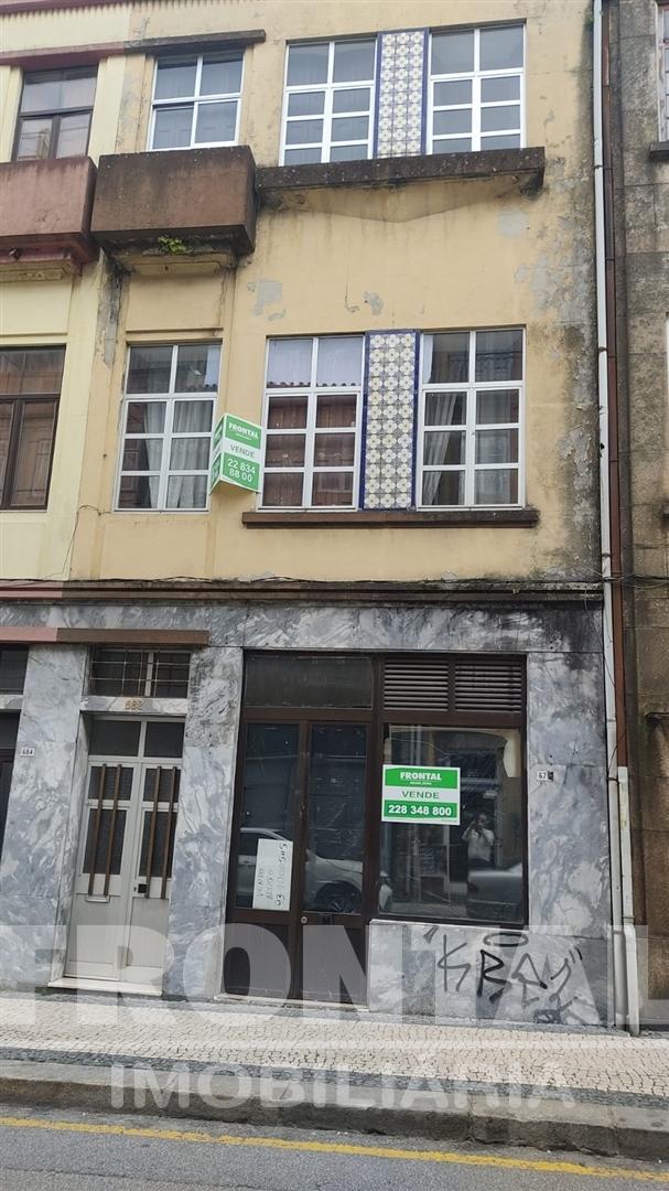 Prédio para Reabilitação em Cedofeita, Porto, Porto