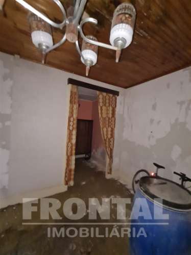 Moradia para Remodelação Total | PIP Aprovado